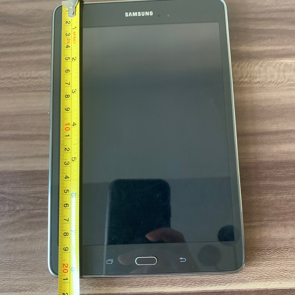 Samsung Tablet - Picture 5 of 6